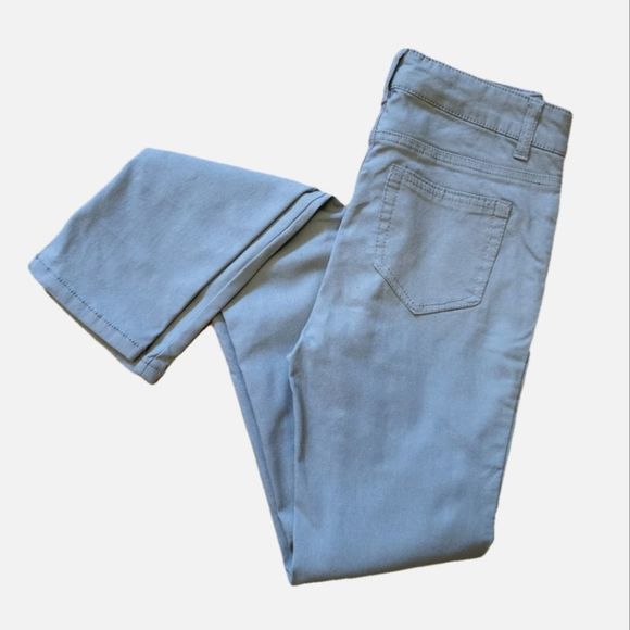Rue21 Light Grey Midrise Skinny Pants. Juniors Size 1/2